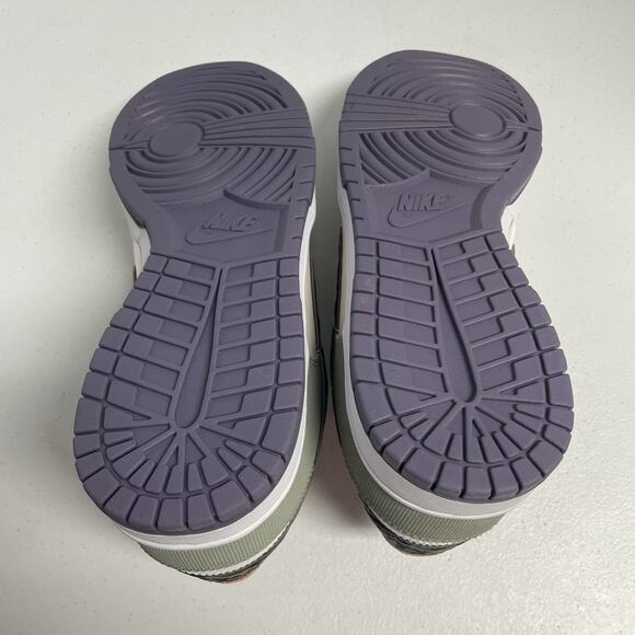 Nike Dunk Low SE NOLA HV5750 133 Size 10.5 White Green New Orleans Low Top Shoe main image 6